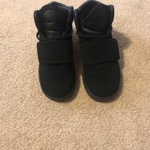 Brand new-toddler boy sneakers